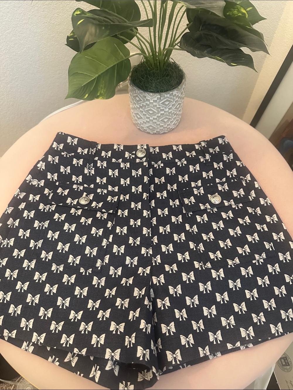 Women’s Navy Bow-Print Shorts